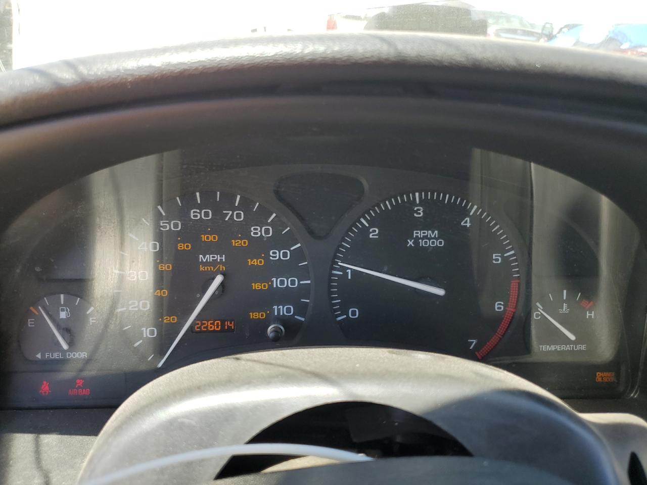 2000 Saturn Sl1 VIN: 1G8ZH5280YZ121421 Lot: 58169285
