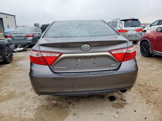  TOYOTA CAMRY 2017 Серый