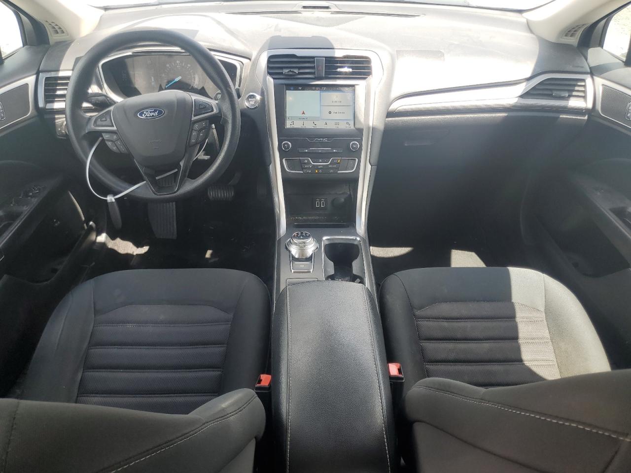 2019 Ford Fusion Se VIN: 3FA6P0LU8KR124787 Lot: 54028505