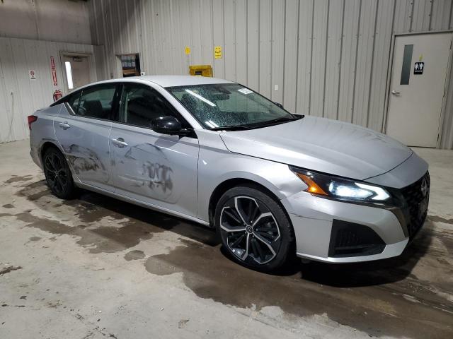  NISSAN ALTIMA 2024 Silver