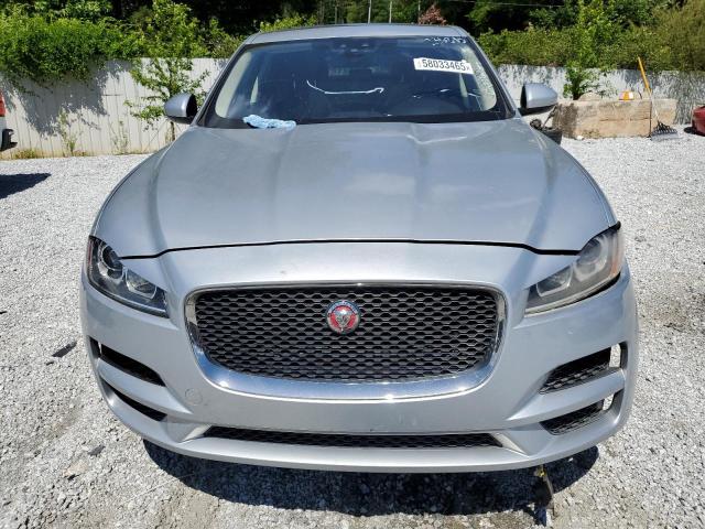  JAGUAR F-PACE 2018 Srebrny