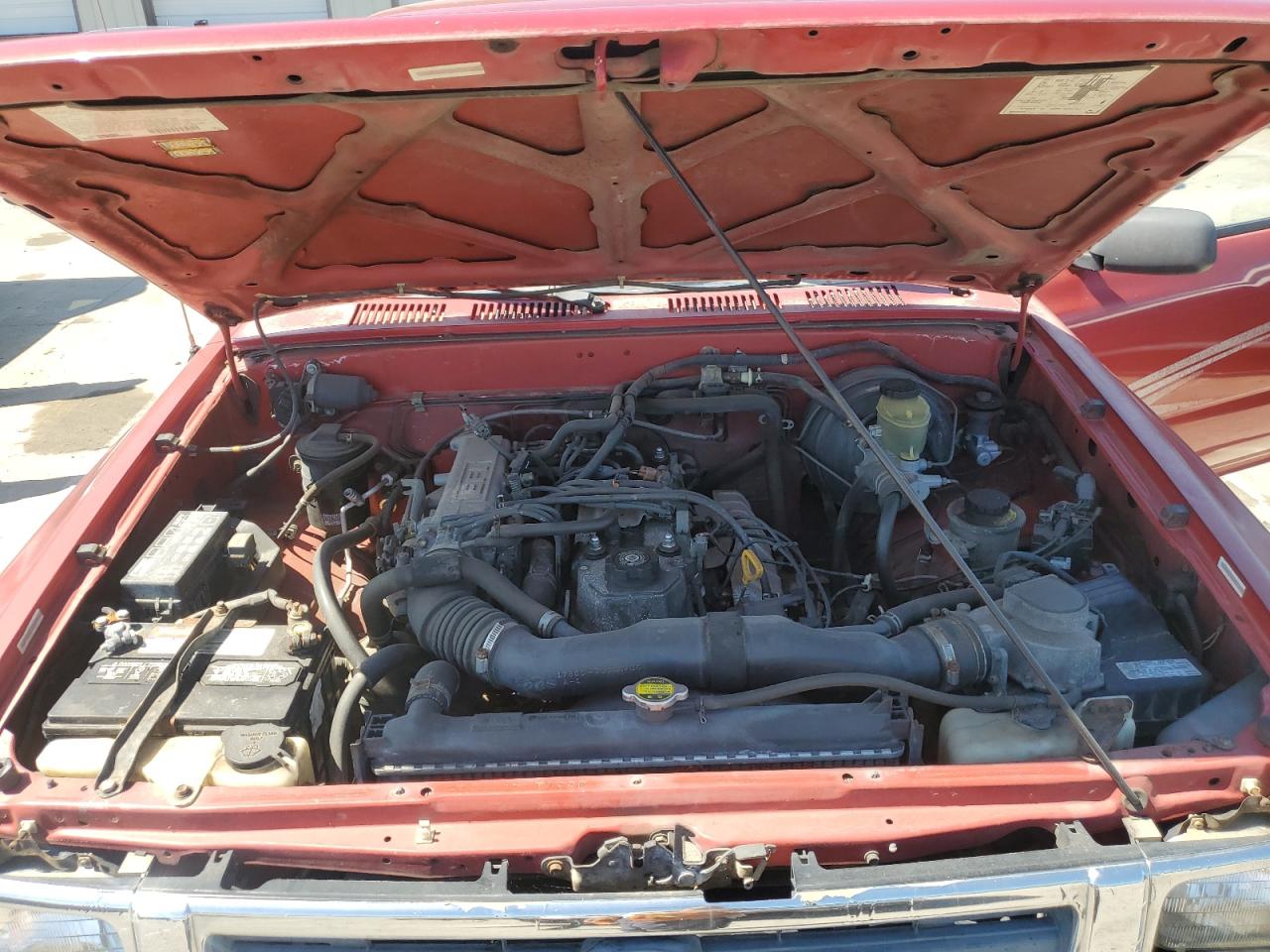 1995 Toyota Pickup 1/2 Ton Short Wheelbase Dx VIN: 4TARN01P7SZ325260 Lot: 56462295