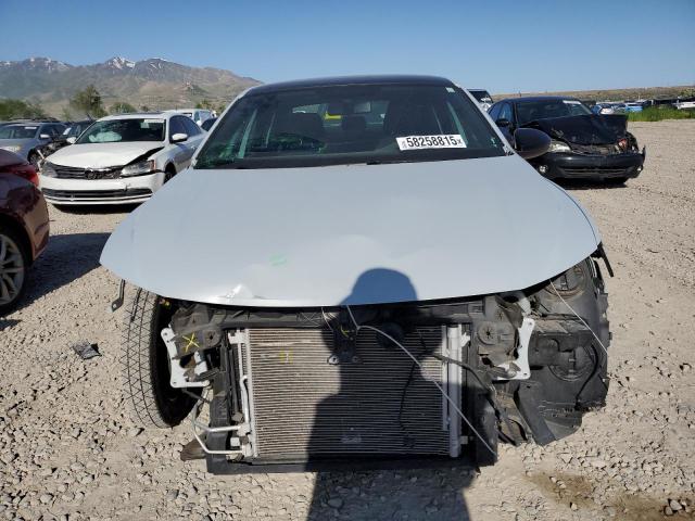  VOLKSWAGEN JETTA 2019 Белый