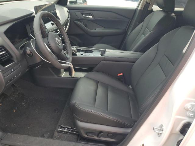  NISSAN ROGUE 2024 Білий