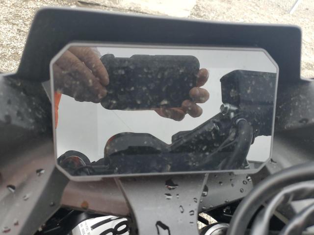 2024 SUZUKI GSX800 F  