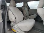 2011 Toyota Sienna Le na sprzedaż w Walton, KY - Minor Dent/Scratches