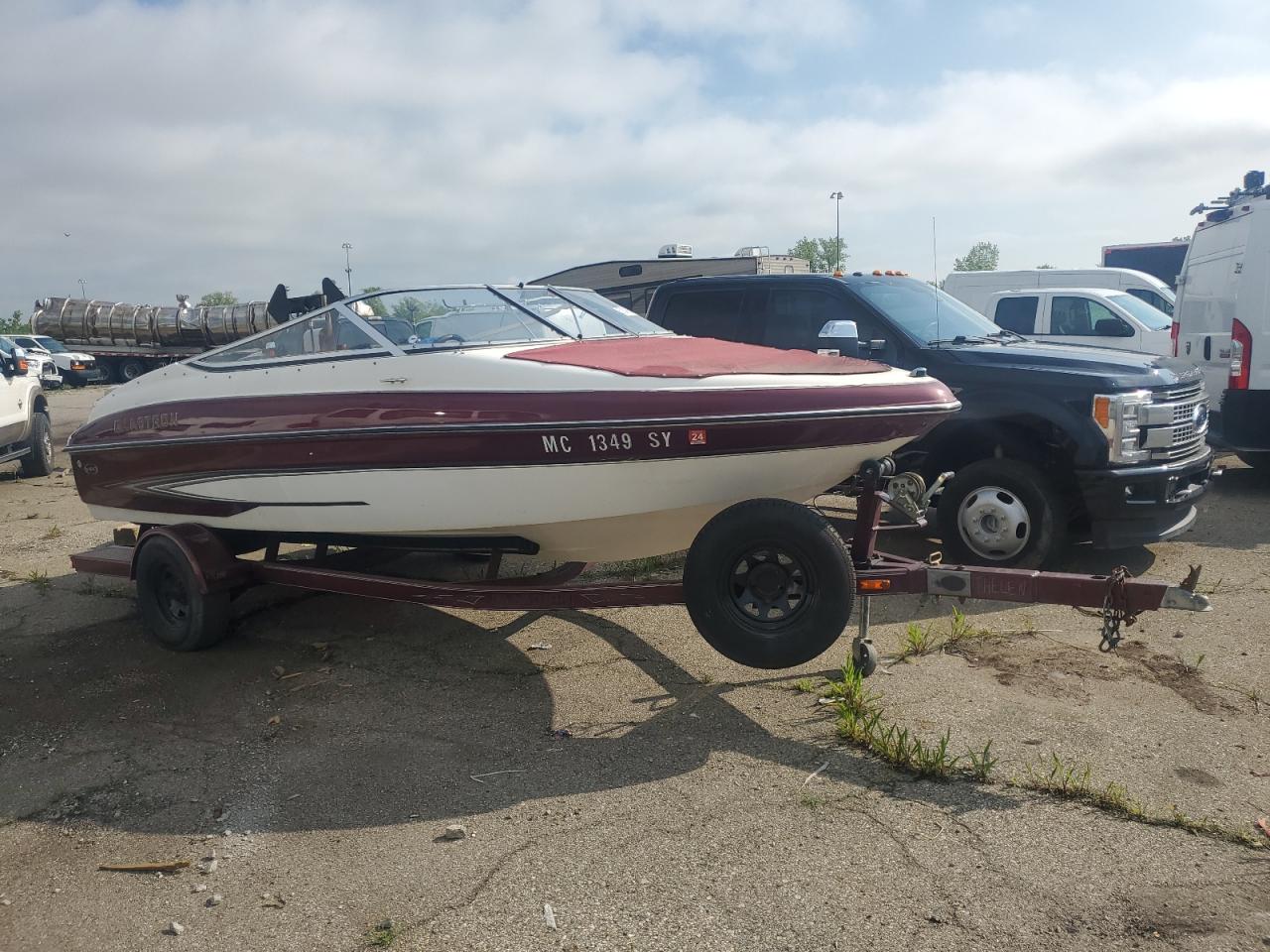2006 Glastron Boat for Sale in Woodhaven, MI - Rear End