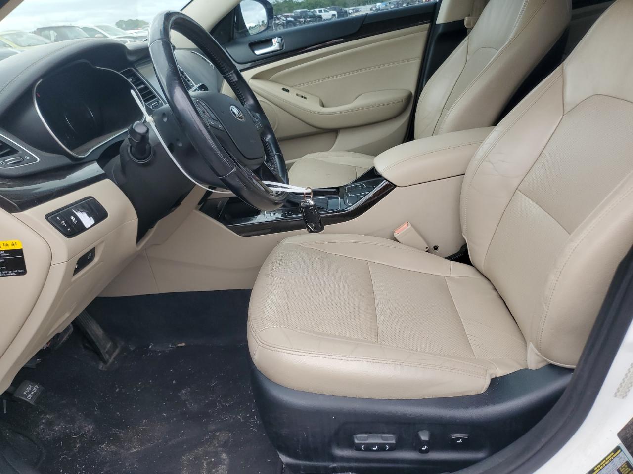 2016 Kia Cadenza Luxury VIN: KNALN4D72G5215130 Lot: 57291905