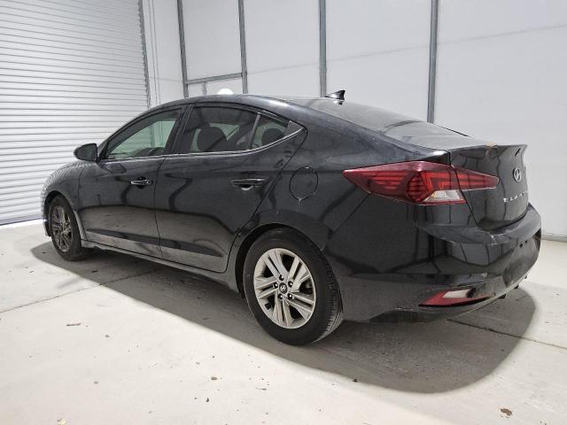  HYUNDAI ELANTRA 2019 Czarny