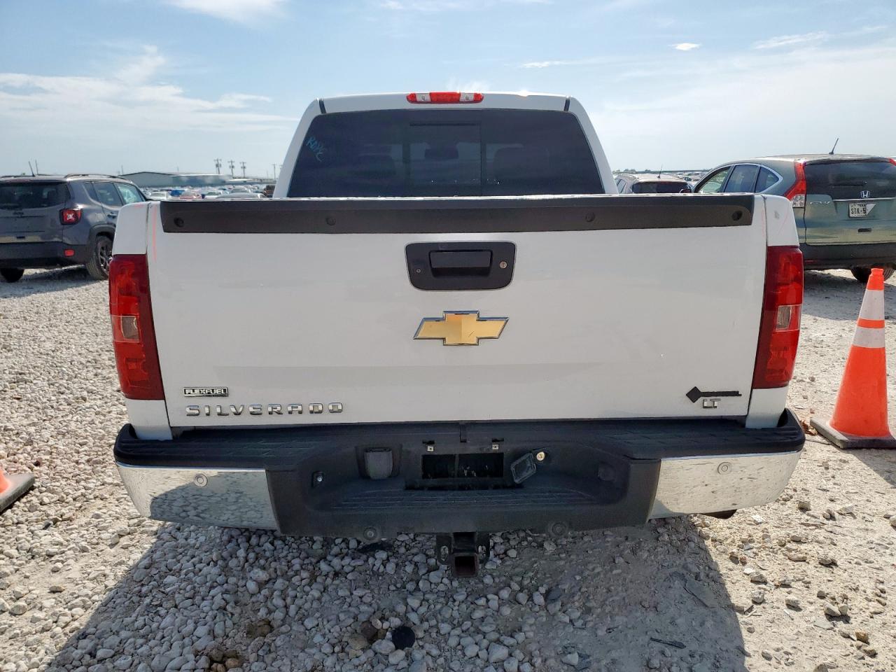 2011 Chevrolet Silverado C1500 Lt VIN: 3GCPCSE03BG380993 Lot: 56513945