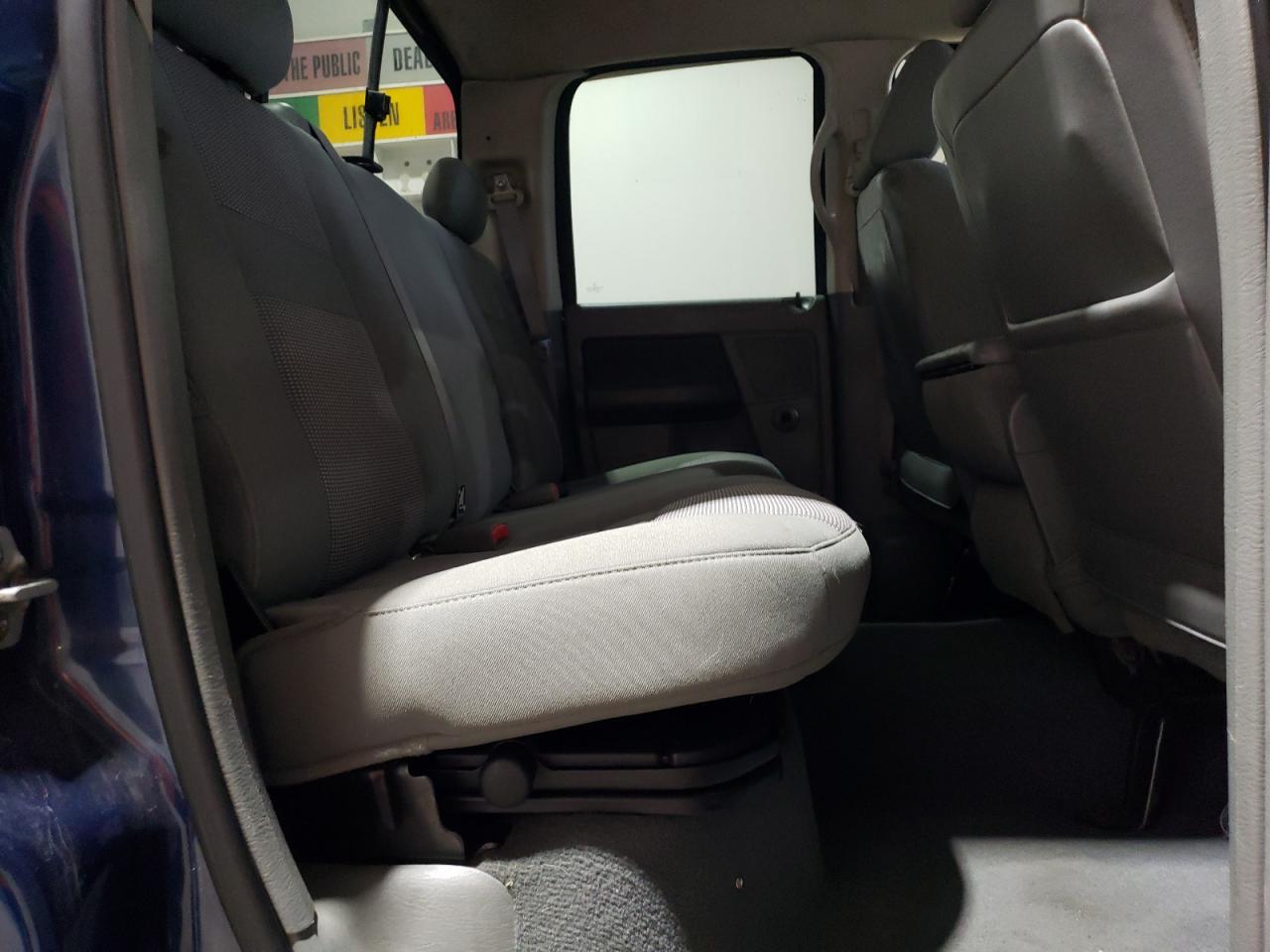 2007 Dodge Ram 1500 St VIN: 1D7HU18217J560882 Lot: 56947185