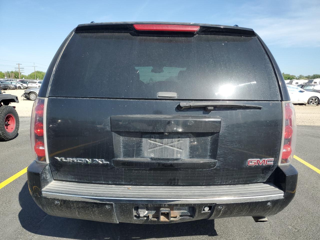 2007 GMC Yukon Xl Denali VIN: 1GKFK66847J346274 Lot: 57979115