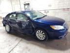 2013 Chrysler 200 Limited zu verkaufen in Blaine, MN - Rear End