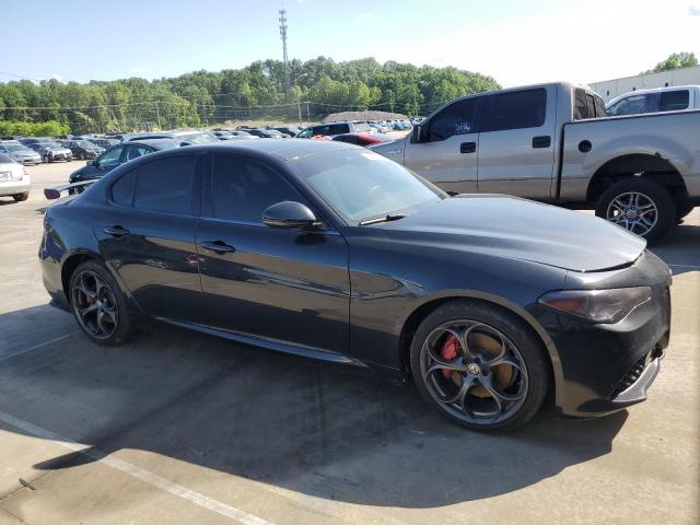  ALFA ROMEO GIULIA 2017 Чорний