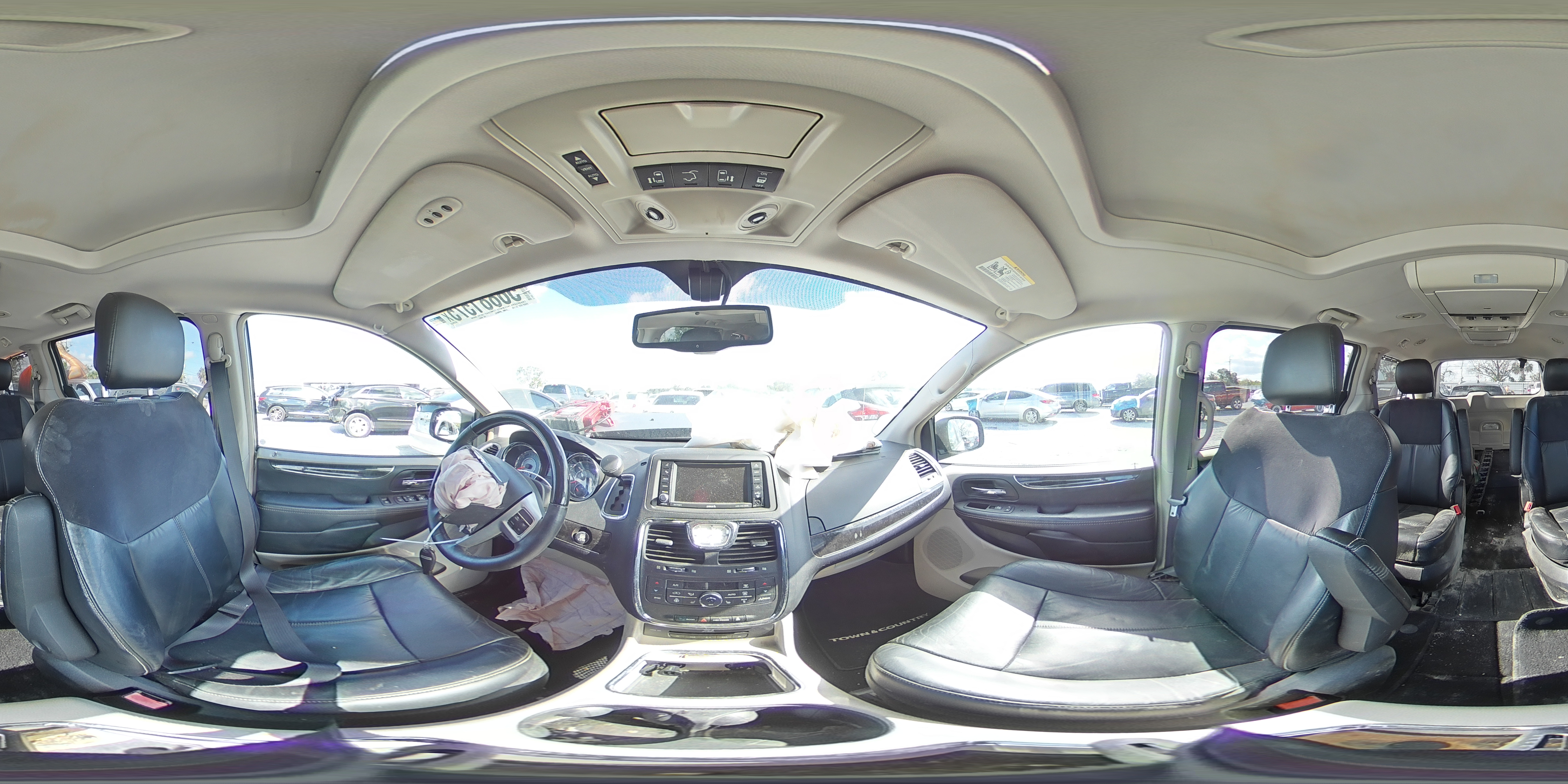 2015 Chrysler Town & Country Limited Platinum VIN: 2C4RC1GG6FR584054 Lot: 56881575