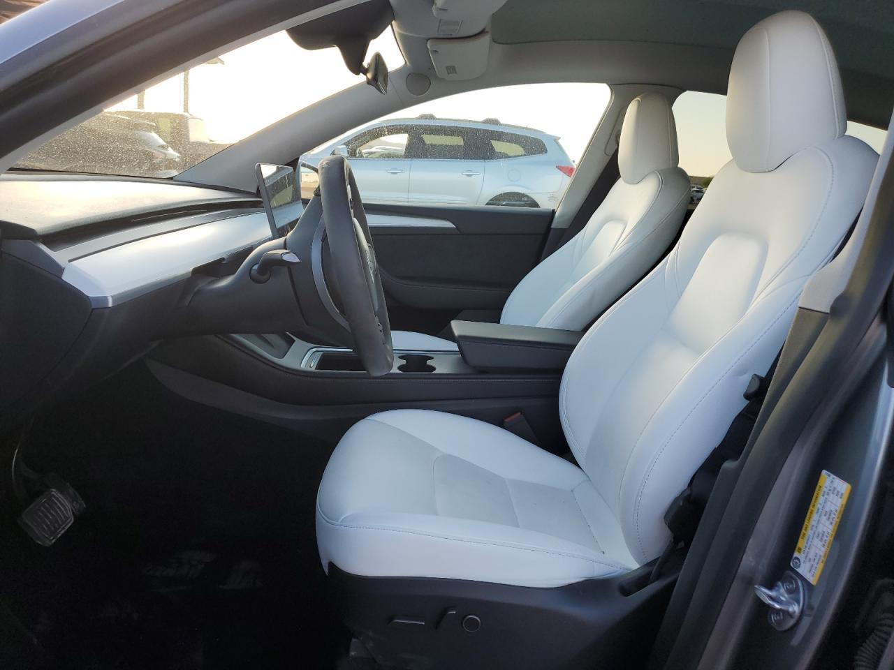 Фото: 7SAYGAEEXRF211507 - 7