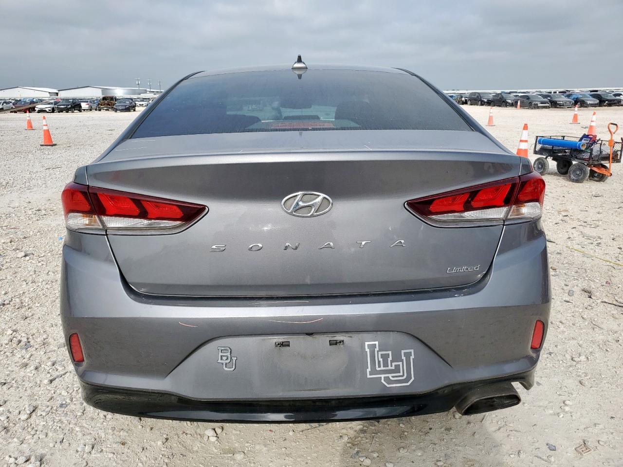 2019 Hyundai Sonata Limited VIN: 5NPE34AF9KH779797 Lot: 56404065