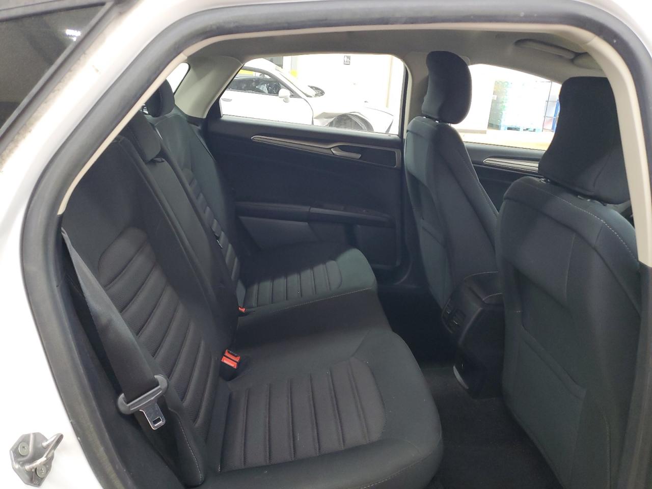 2019 Ford Fusion Se VIN: 3FA6P0LU7KR124781 Lot: 54038495