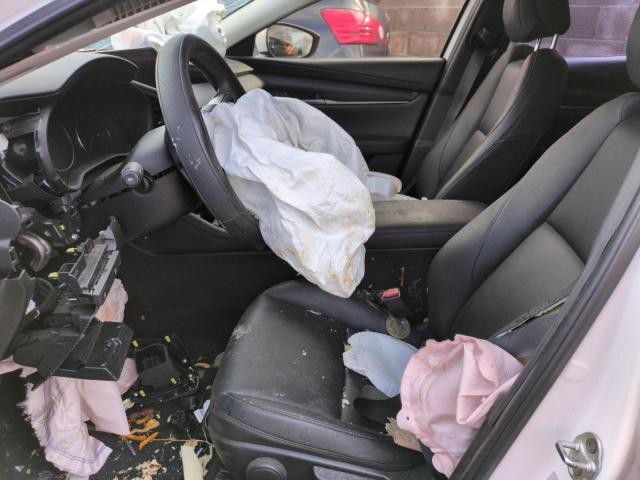  MAZDA 3 2021 White
