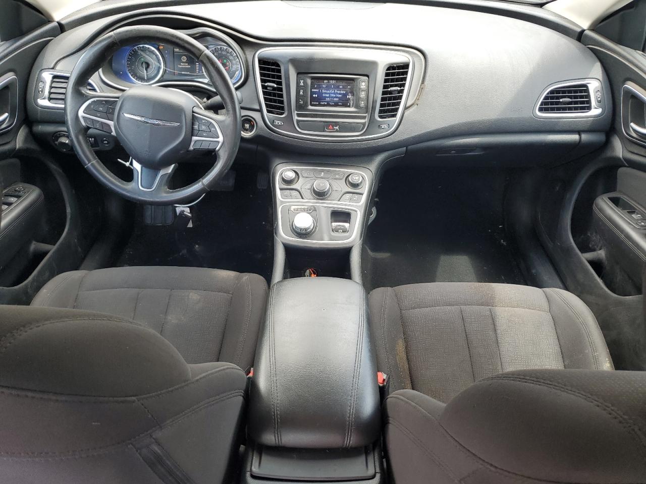 2015 Chrysler 200 - Image 8