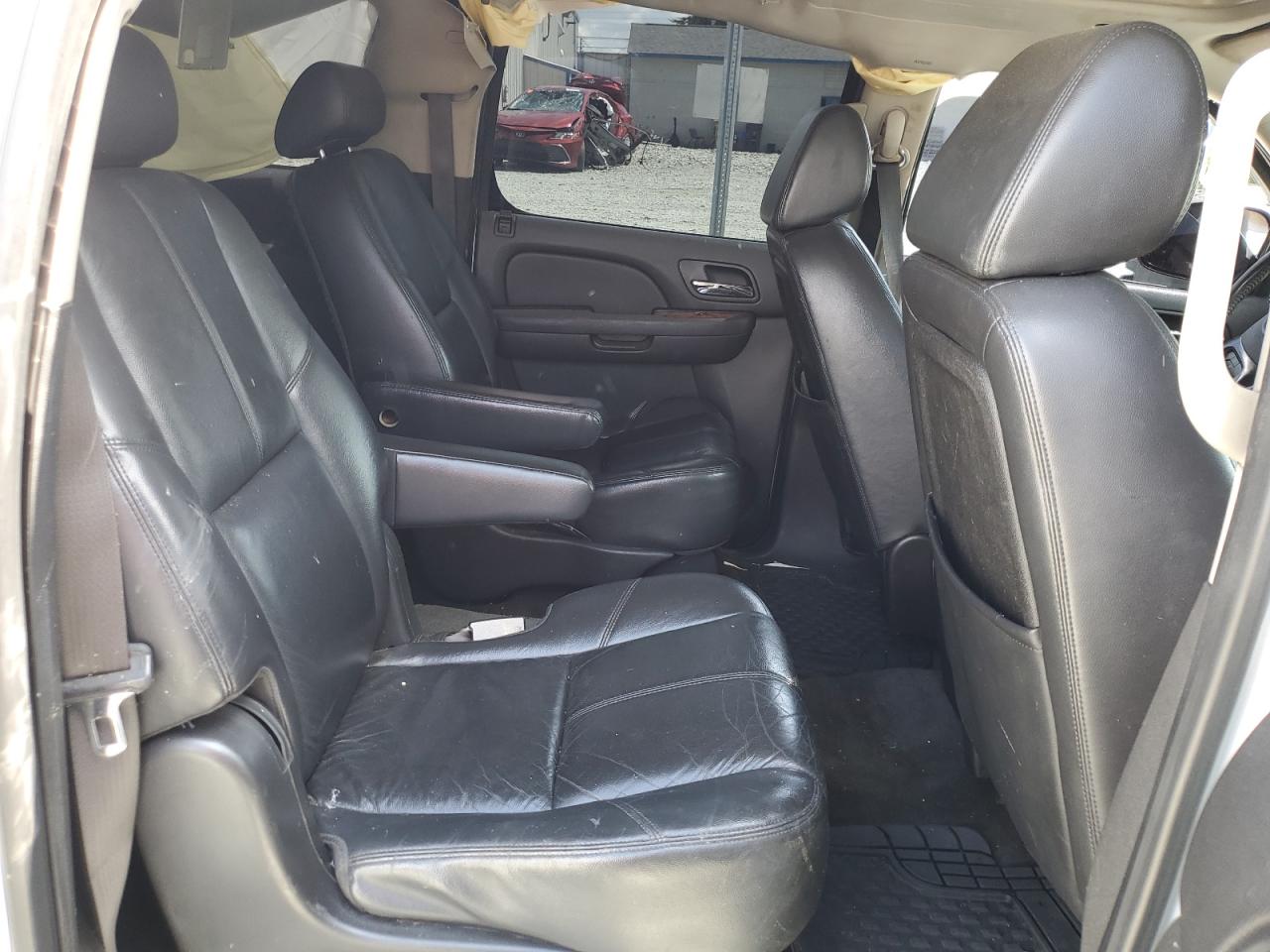 2008 Chevrolet Suburban K1500 Ls VIN: 3GNFK16308G146182 Lot: 56336645
