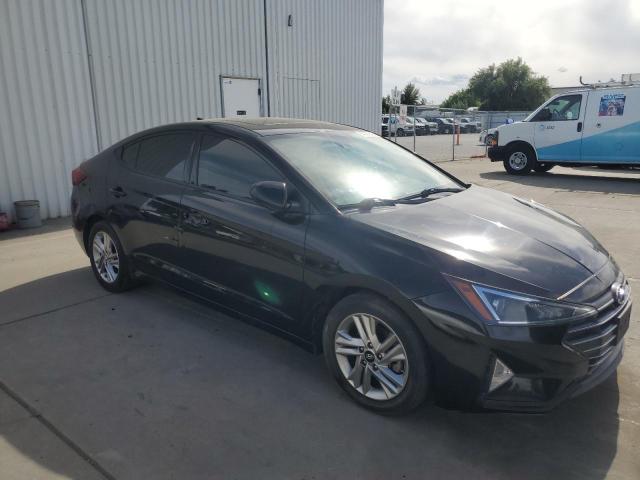  HYUNDAI ELANTRA 2020 Чорний