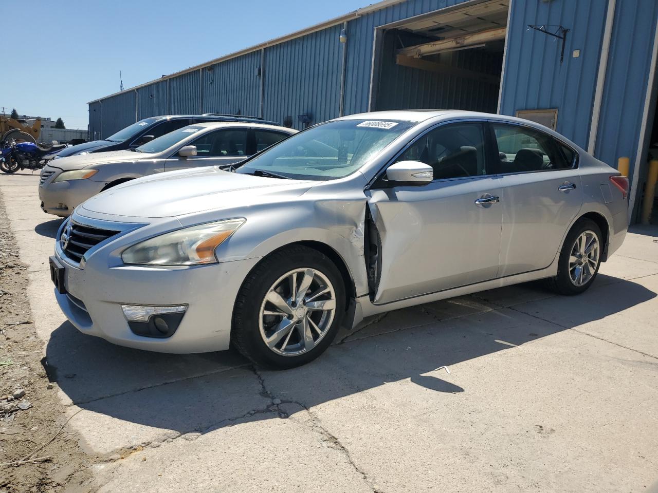 2013 Nissan Altima 2.5 for Sale in Eldridge, IA - Front End