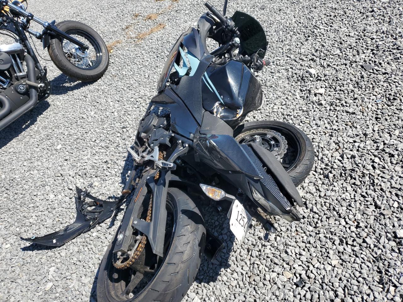 2020 Kawasaki Ex400 VIN: JKAEXKH18LDA72066 Lot: 58218685