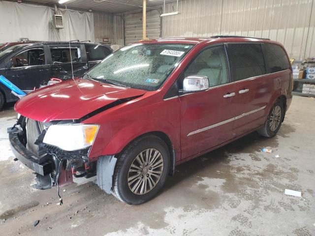  CHRYSLER MINIVAN 2013 Red