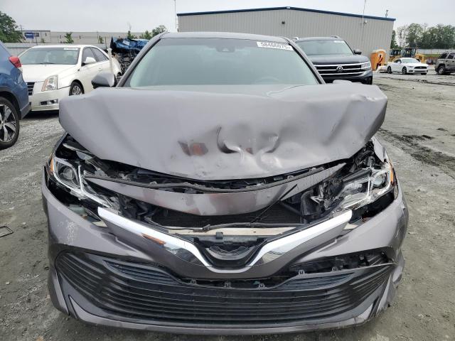  TOYOTA CAMRY 2018 Серый