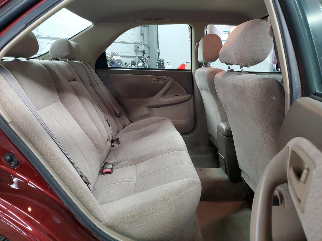 2000 Toyota Camry Le VIN: JT2BG28K7Y0469953 Lot: 57017585
