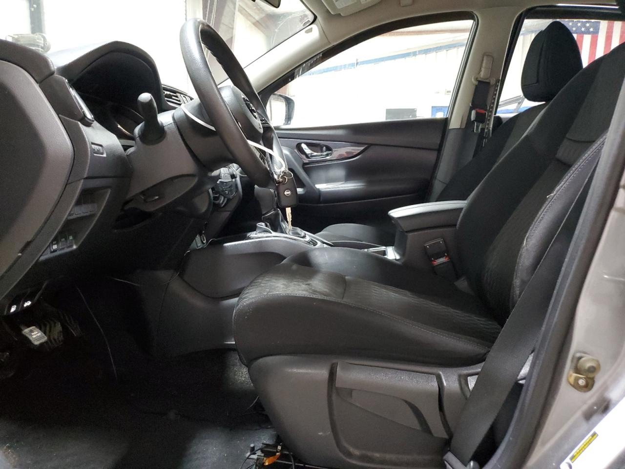 2017 Nissan Rogue S VIN: KNMAT2MV7HP555463 Lot: 56906335