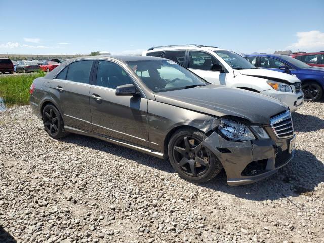  MERCEDES-BENZ E-CLASS 2013 Коричневый