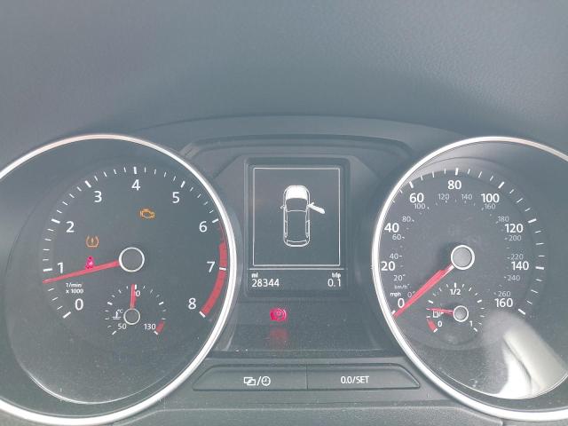 2015 VOLKSWAGEN POLO SE