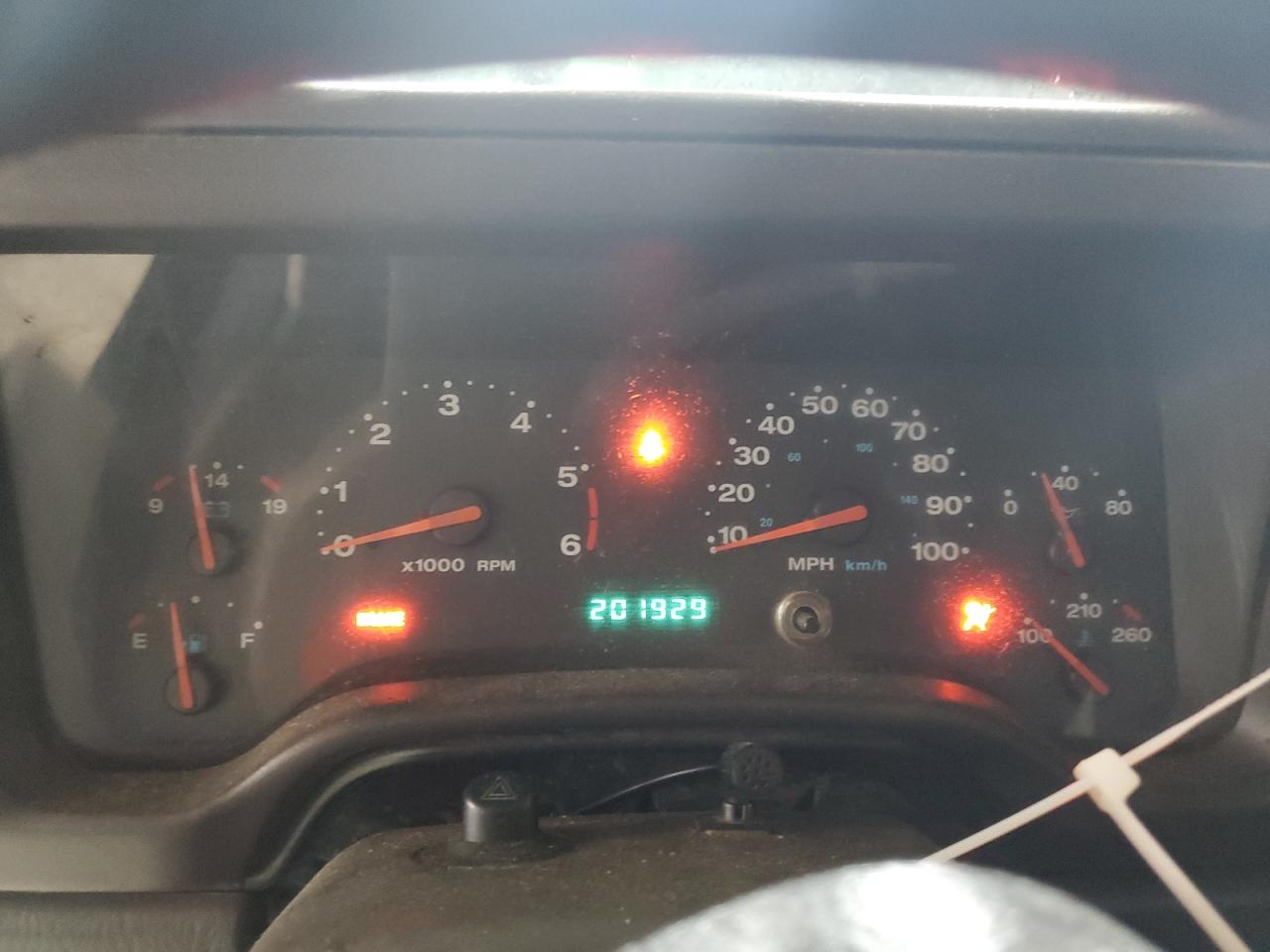 2001 Jeep Wrangler / Tj Se VIN: 1J4FA29P11P358326 Lot: 56181715