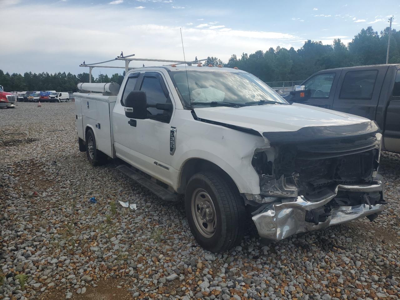 2017 Ford F350 Super Duty for Sale in Memphis, TN - Front End