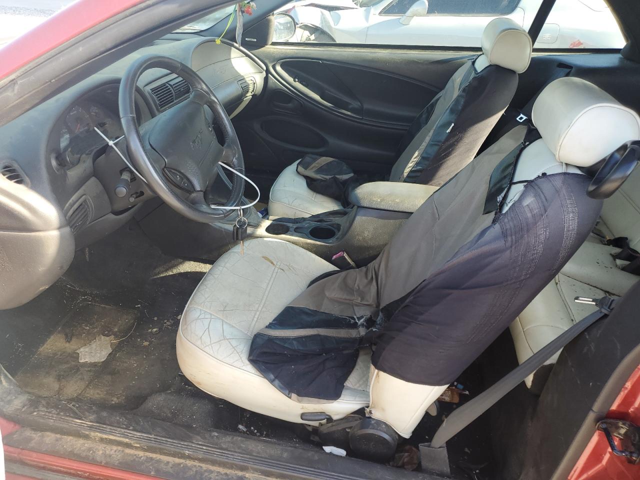 2002 Ford Mustang VIN: 1FAFP44432F201391 Lot: 57533095