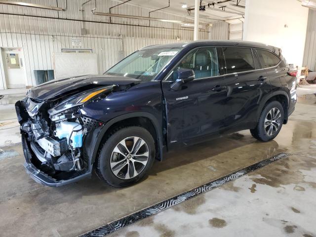 2021 Toyota Highlander Hybrid Xle