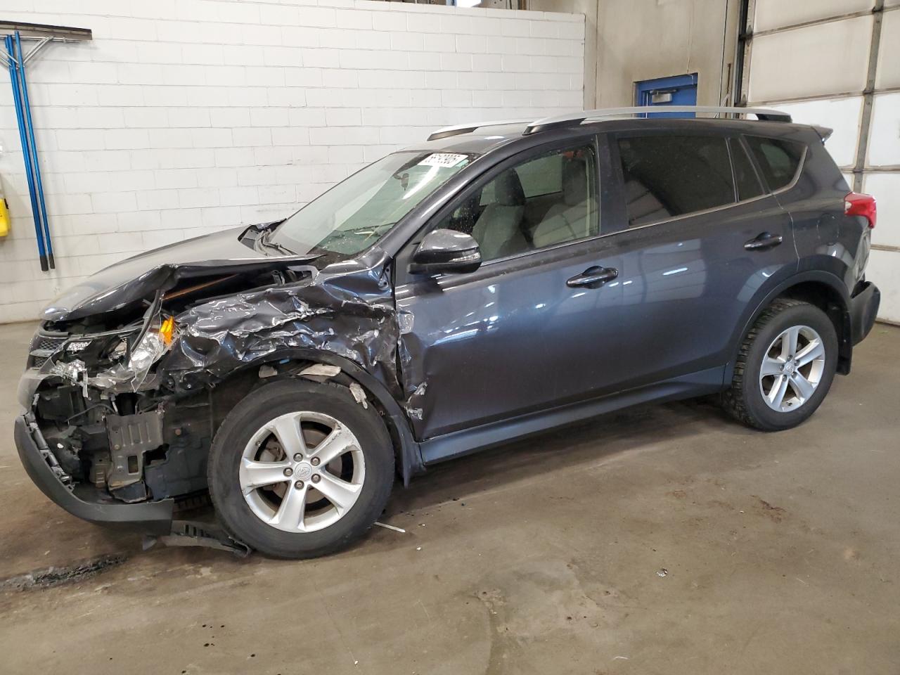 2013 Toyota Rav4 Xle de vânzare în Blaine, MN - Front End