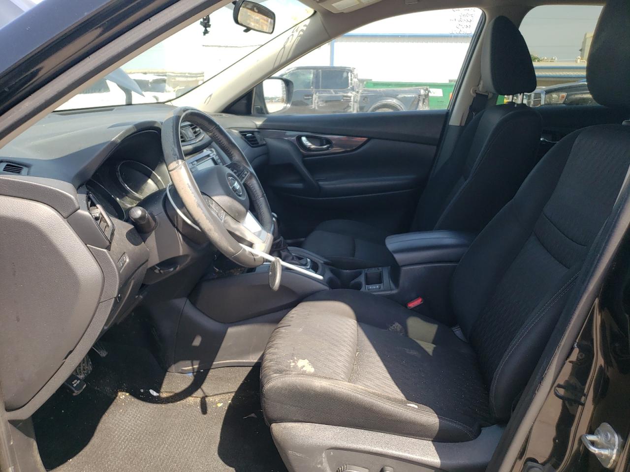 2018 Nissan Rogue S VIN: KNMAT2MT2JP509379 Lot: 84303525