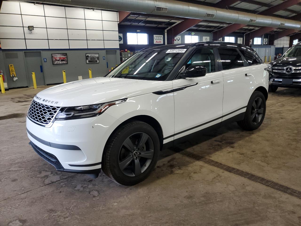 East Granby, CT에서 판매 중인 2018 Land Rover Range Rover Velar S - Minor Dent/Scratches