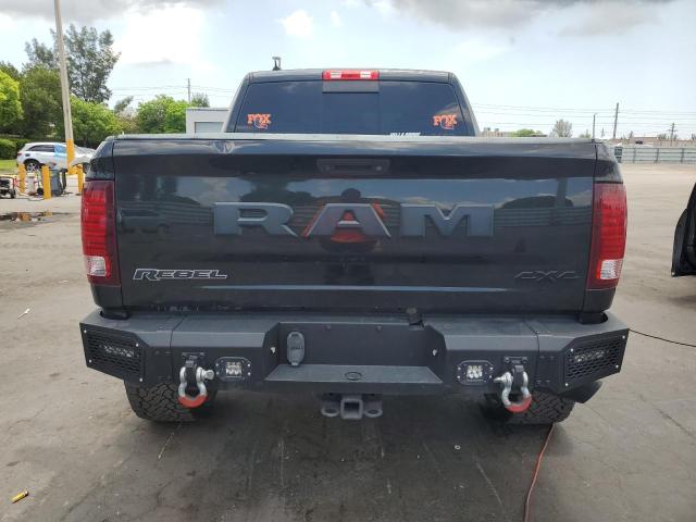 Пікапи RAM 1500 2016 Чорний