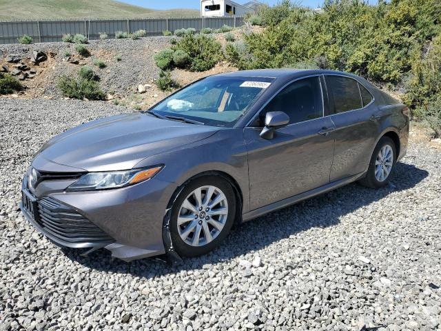  TOYOTA CAMRY 2018 Серый