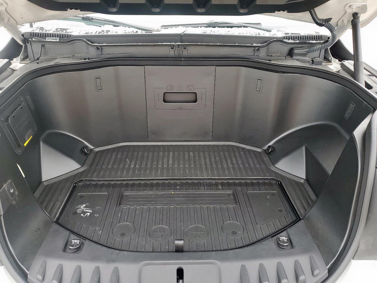 2023 Ford F150 Lightning Pro VIN: 1FT6W1EV2PWG18902 Lot: 58089765