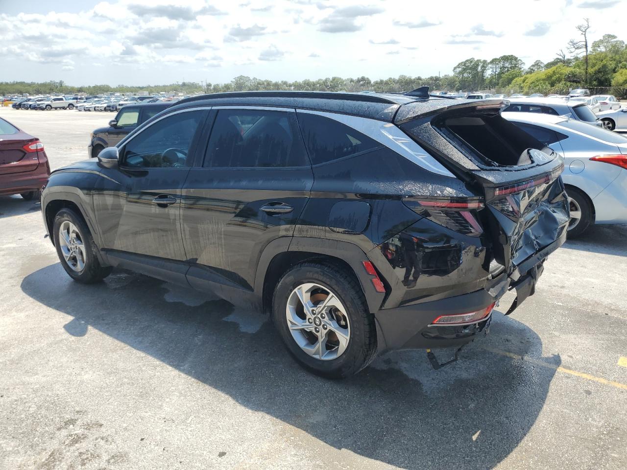 2023 Hyundai Tucson - Image 2