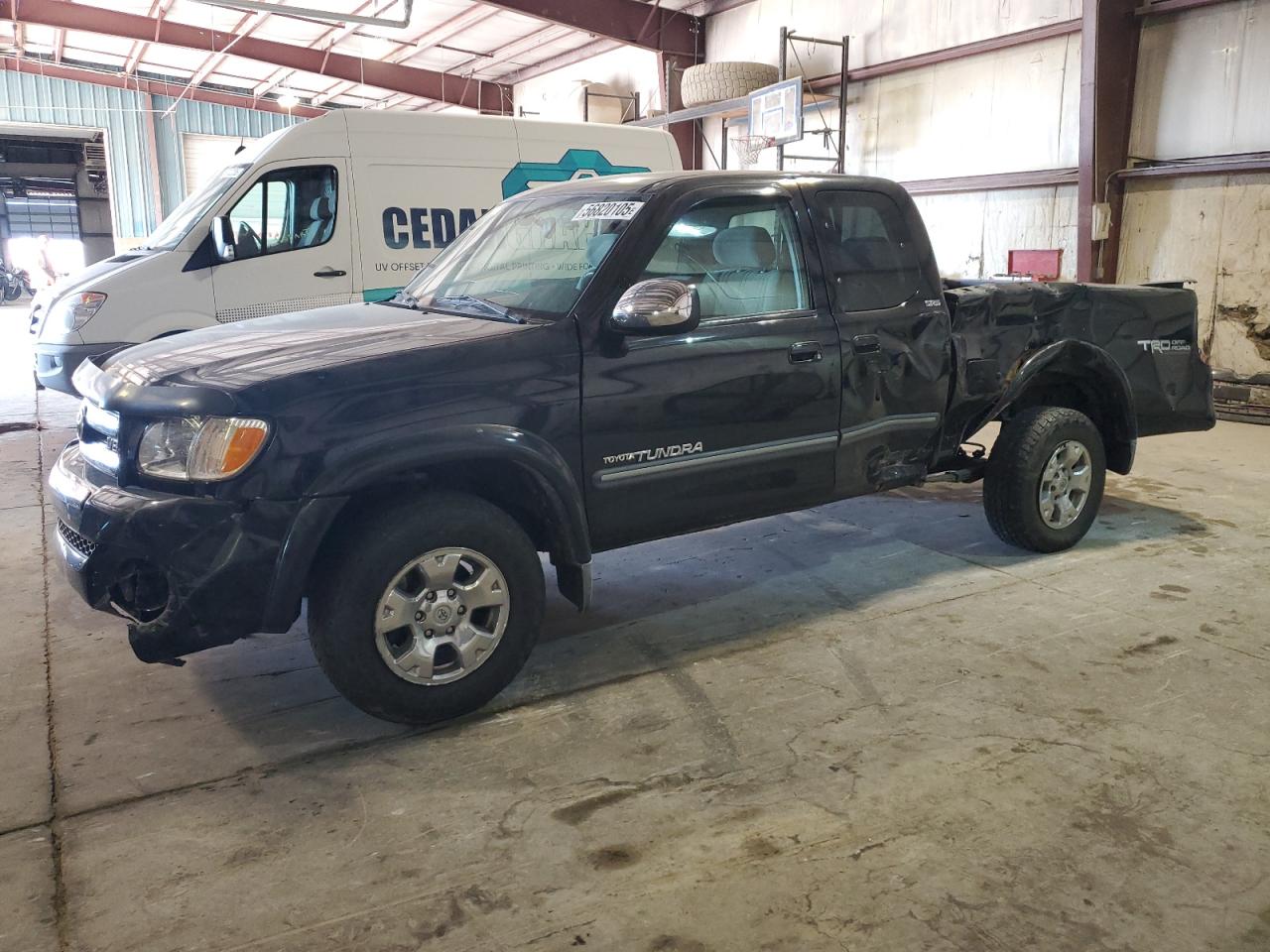 2004 Toyota Tundra Access Cab Sr5 იყიდება Eldridge-ში, IA - Side