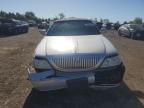 2004 Lincoln Town Car Ultimate for Sale in Elgin, IL - Front End