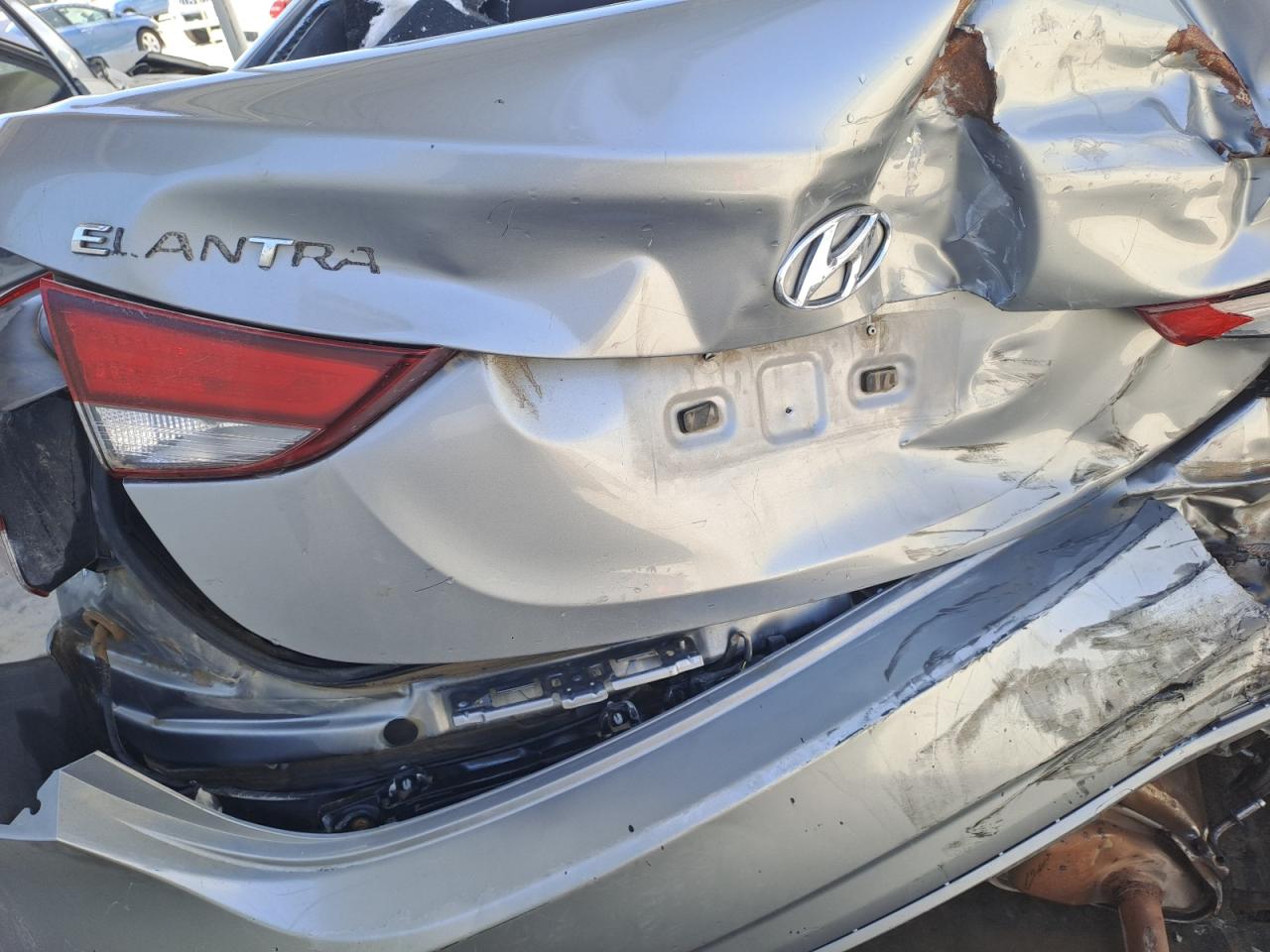 KMHDH4AE4GU477010 - 2017 Hyundai elantra - #55889745