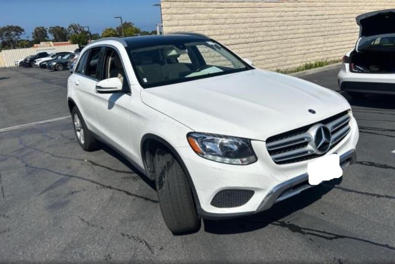 2018 Mercedes-Benz Glc 300 de vânzare în San Diego, CA - Minor Dent/Scratches