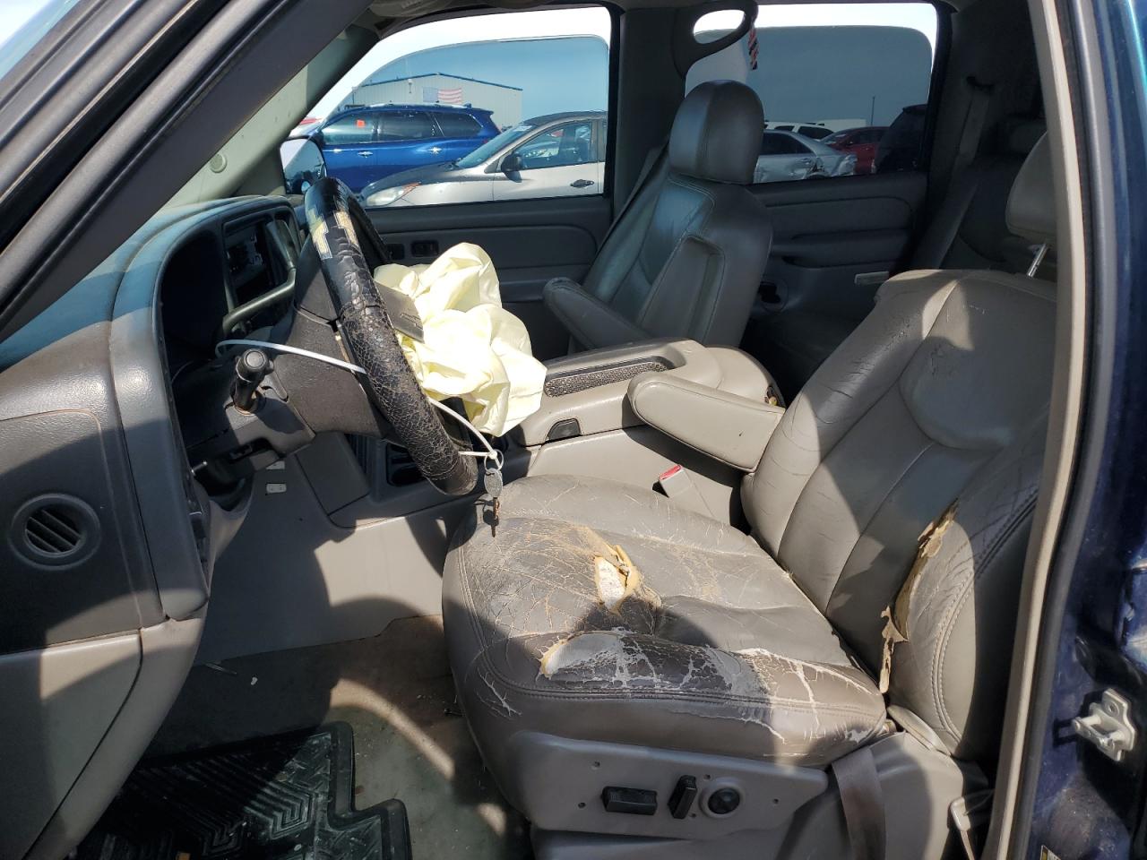 2005 Chevrolet Avalanche K1500 VIN: 3GNEK12Z55G250233 Lot: 56241875